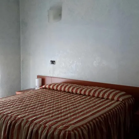 Ξενοδοχείο Frejus