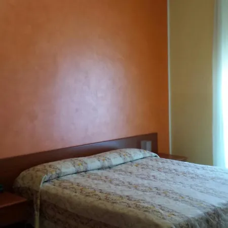 Frejus Ξενοδοχείο