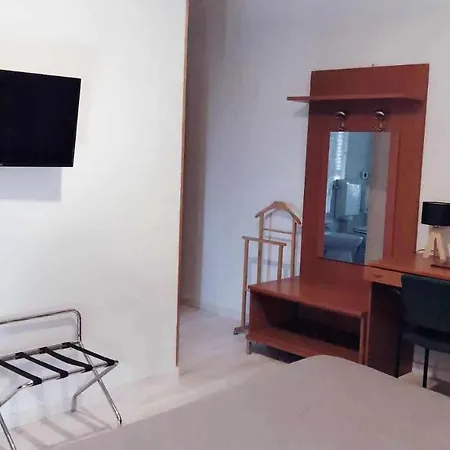 Ξενοδοχείο Frejus 3*